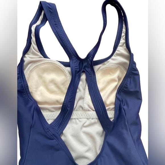 Speedo One Piece Swimsuit Size 8. Navy Blue - Picture 4 of 10
